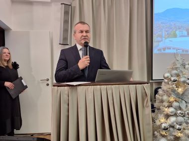 Srednja kola Ivanec 8.jpg