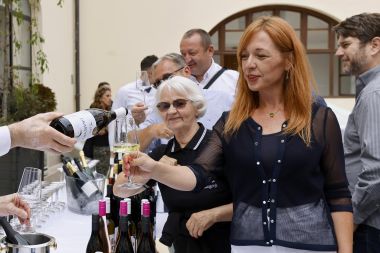 Decanter 2022 10.jpg