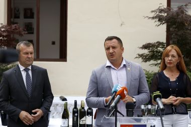 Decanter 2022 6.jpg