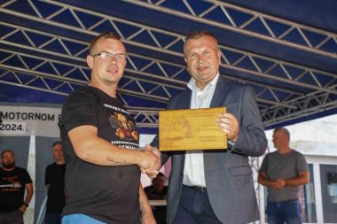 kiparenje5-zupan-160624.jpg