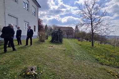 gnm obilazak skola 10.jpg
