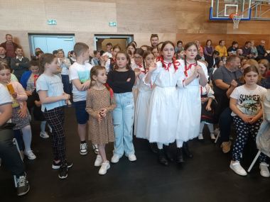 djecja_smotra_folklora_vz_zupanije_2023  11.jpg