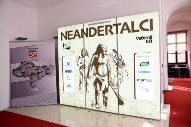 film_neandertalac_4.jpg