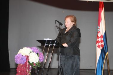 0809-svecanahnk-7.JPG