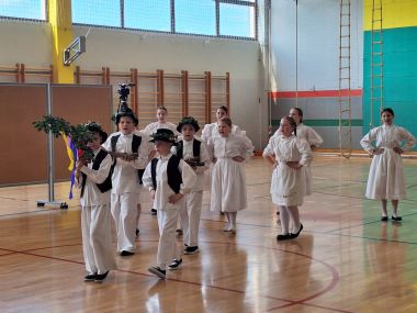 Djecji folklor 6.jpg