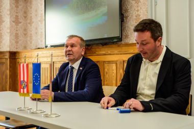 dvoracopekapotpisivanjeugovoraoizvodenjuradova 39 of 72.jpg