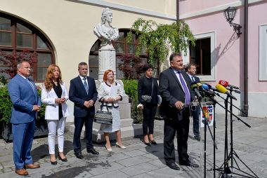 040621_Primopredaja_Zupanija-8.jpg