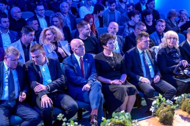 GVT Sveana sjednica i vijenci 7.jpg