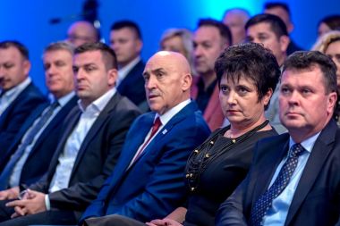 GVT Sveana sjednica i vijenci 9.jpg