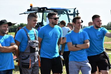 17. upanijsko natjecanje u oranju 6.jpg