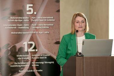 Izlozba_bucinih_ulja 28 .jpg