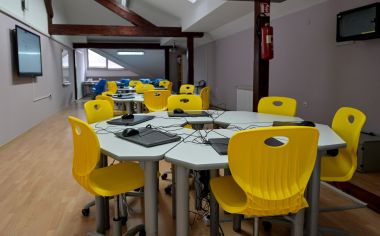 Semovec_skola 1 .jpg