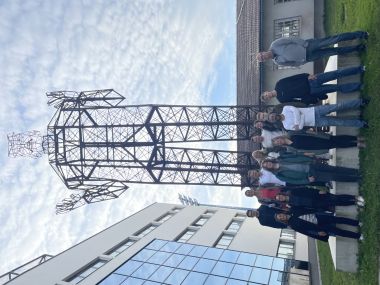 YEsspecialistsVZ 15.JPG