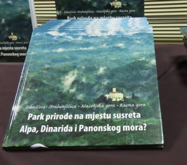 5_predstavljanje_knjige_ivanscica_strahinjscica_lepoglava_2023 3.JPG