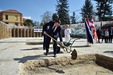 kamen_temeljac_zavod_javno_zdravstvo_Jurinec_photography_2025 6.jpg