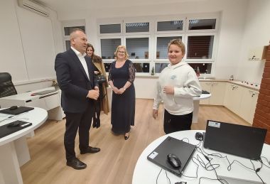 os_bisag_cjelodnevna_skola_bozicna_priredba_2024 1.jpg