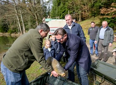 poribljavanje_trakoscansko_jezero_2025   12.JPG