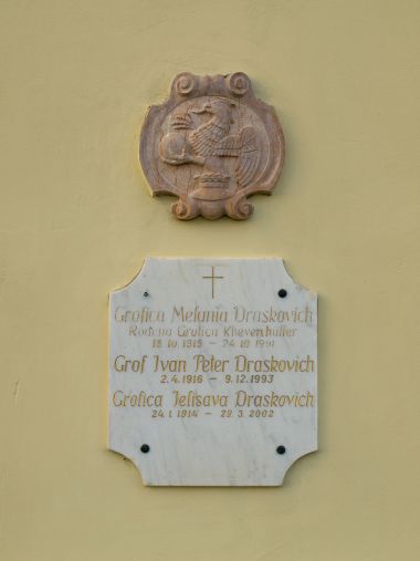 PA22765015.jpg