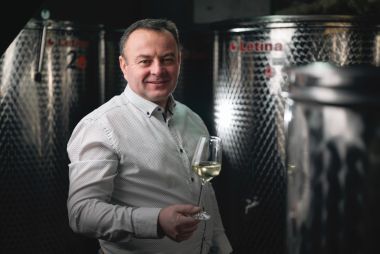vina_vlahovic.jpg