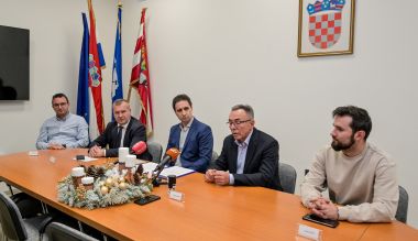 Potpisivanje_sporazuma_Ivanec 10.jpg