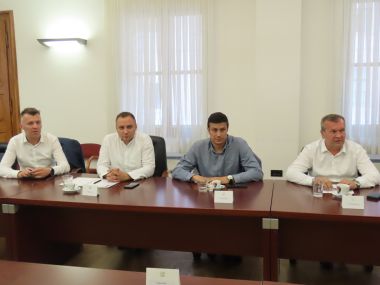 radni sastanak_hrvatske ceste_06.jpg
