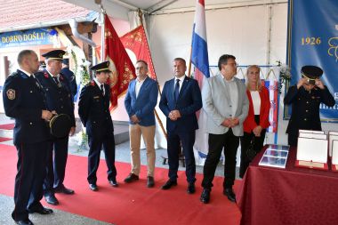 dvd_slokovec_100_godina_2026 7.jpg