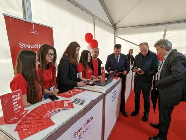 Festival_znanosti_10.jpg
