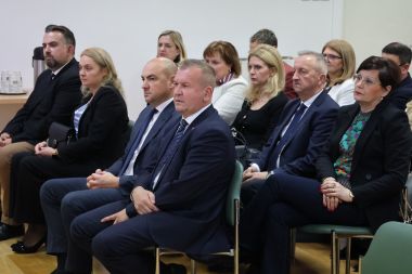 Potpisivanje ugovora 7.jpg