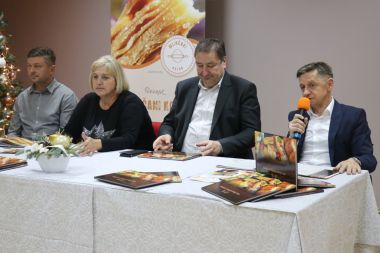 predstavljanje_lepoglavske_kuharice_01.jpg
