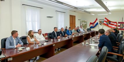 Posjet_zupana_Vukovarsko_srijemse_zupanije 16.jpg