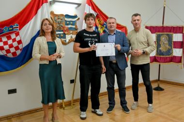 Nagradeni_ucenici 36.jpg