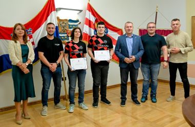 Nagradeni_ucenici 41.jpg