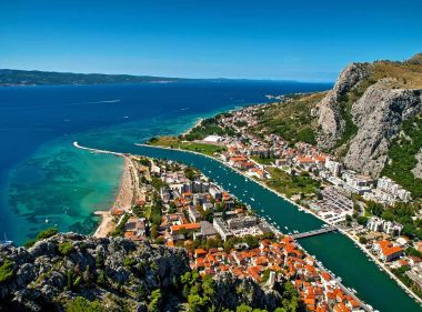 Omis_1.jpg