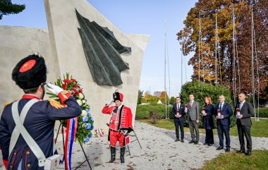Polaganje_vijenaca 8.jpg