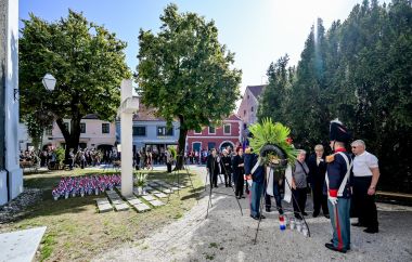 Polaganje_vijenaca 28.JPG