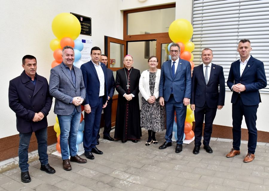 Od pločice i krede do robotike i AI-a: svečano otvorena obnovljena stara zgrada &scaron;kole u Svetom Iliji koja postaje centar za edukacije i izvrsnost