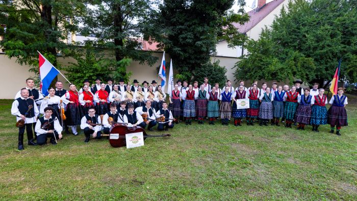 Započeo 3. međunarodni folklorni festival COFA, folklora&scaron;i iz Indije, Perua, Njemačke, &Scaron;vicarske i Bugarske te članovi Varaždinskog folklornog ansambla odu&scaron;evili posjetitelje