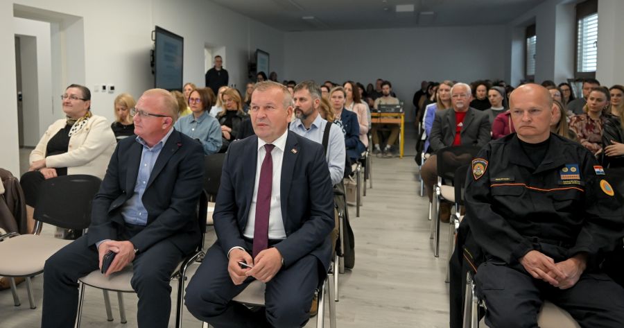Održana edukacija za ravnatelje osnovnih i srednjih &scaron;kola na temu sigurnosti u &scaron;kolama