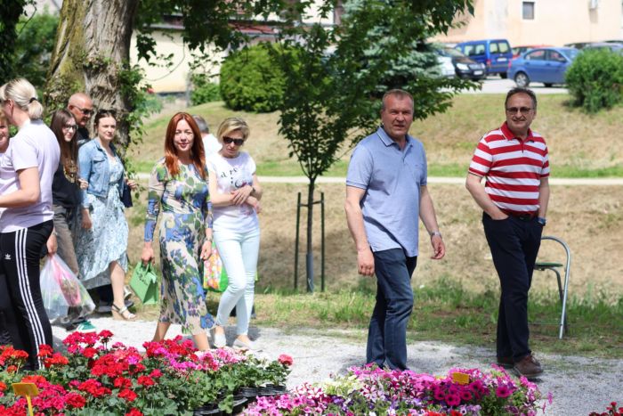 Ludbreg pretvoren u cvjetnu rapsodiju &ndash; cvjećare obi&scaron;ao i župan Anđelko Stričak s gradonačelnikom Bilićem