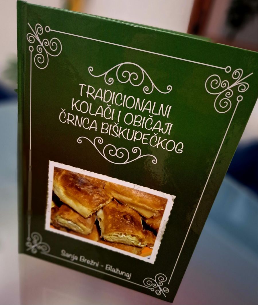 ODRŽANA PROMOCIJA KNJIGE &bdquo;TRADICIONALNI KOLAČI I OBIČAJI ČRNCA BI&Scaron;KUPEČKOG&ldquo; U BI&Scaron;KUPCU