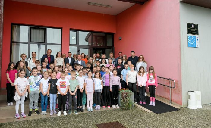 Područna &scaron;kola Kelemen dobiva novu &scaron;kolsku sportsku dvoranu: potpisan ugovor za izvođenje radova