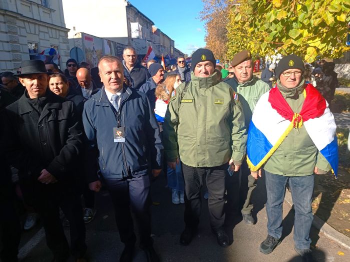Izaslanstvo Varaždinske županije u gradu heroju odalo počast varaždinskim i svim drugim braniteljima i žrtvama Vukovara