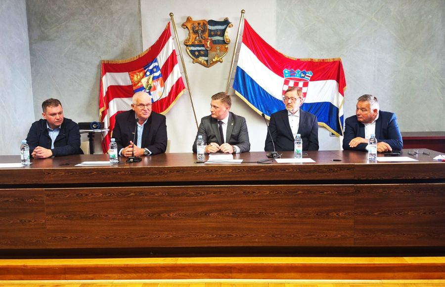 Tribina o intermodalnom centru: budućnost prijevoza roba je u kombinaciji cestovnog i željezničkog prijevoza