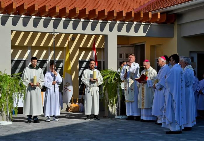 Župljani župe  sv. Fabijana i Sebastijana u Varaždinu dobili novi pastoralni centar