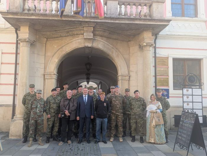 Polaznici 23. nara&scaron;taja Visoke dočasničke izobrazbe posjetili Županijsku palaču te razgledali Centar za posjetitelje