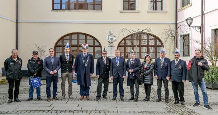 U sklopu održavanja Srakarskog fa&scaron;nika - trećeg fa&scaron;nika po veličini u Hrvatskoj,  Županijsku palaču posjetili članovi  Federacije europskih karnevalskih gradova i predstavnici Hrvatske udruge karnevalista