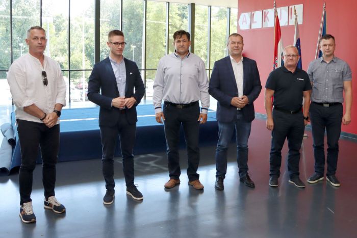 U Gradskoj sportskoj dvorani Arena u Varaždinu  održani 28. tradicionalni susreti policajaca iz Republike Slovenije i Republike Hrvatske