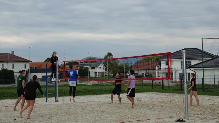 Odbojka na pijesku: 70-ak mladih sporta&scaron;ica i sporta&scaron;a na memorijalu sjećanja na Romana Ribića i Željka Putara Grdaka, poginule hrvatske branitelje iz ivanca
