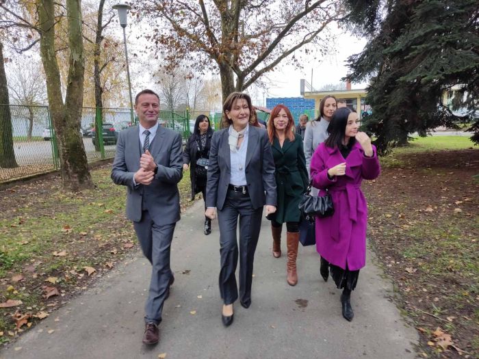 Ministrica Vučković u Podravki: Ulaganjem od oko 40 milijuna kuna do linije s jedinstvenim pakiranjem ajvara u svijetu