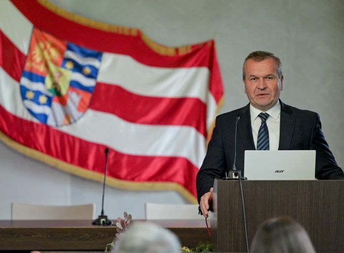 Župan Stričak: Gospodine Čačiću, ako doista želite pomoći studentima, darujte im svoje zemlji&scaron;te u Zagrebu